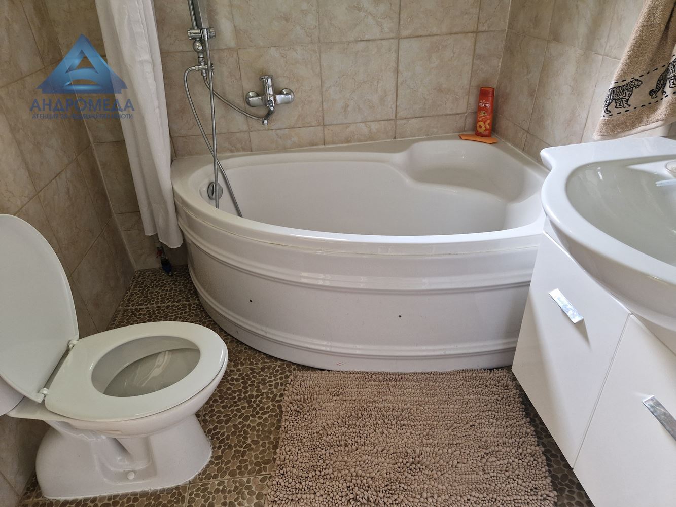 Къща в гр.Плевен – широк център !-0 Къща в гр.Плевен - широк център ! - 0