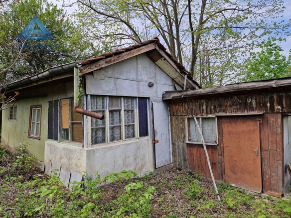 Продава Вила - 0