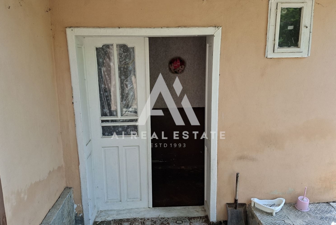 КЪЩА В БОЖУРИЦА - 0