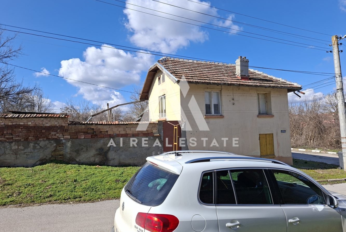 КЪЩА с.Тотлебен - 0