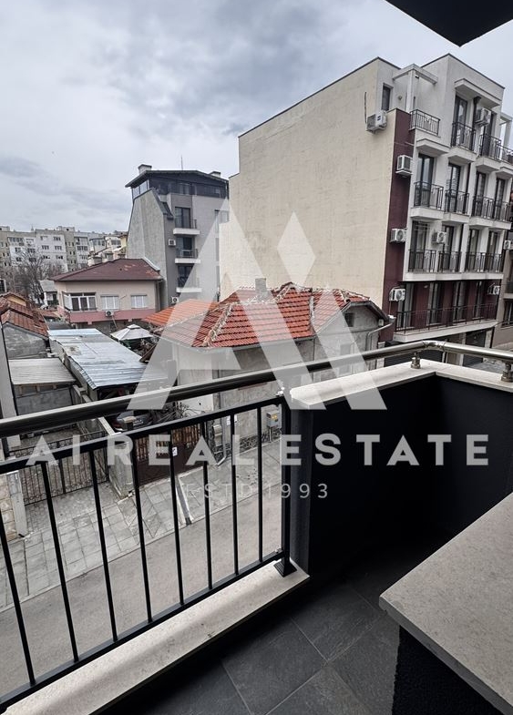 Тристаен апартамент-ново строителство. - 0