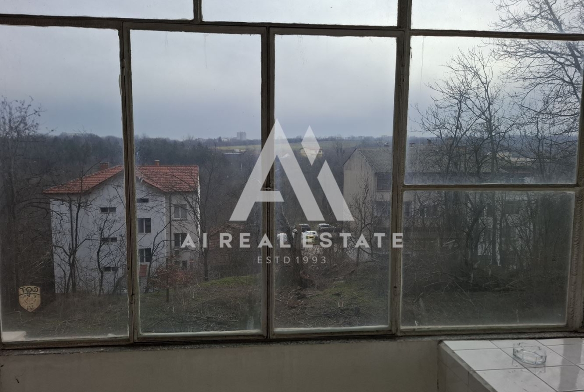 3-стаен апартамент под наем - 0