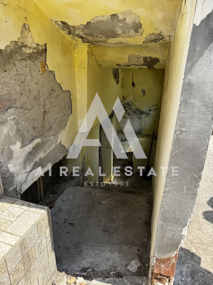 ПЪРВИ ЕТАЖ ОТ КЪЩА С ОТДЕЛЕН ВХОД-0 ПЪРВИ ЕТАЖ ОТ КЪЩА С ОТДЕЛЕН ВХОД - 0