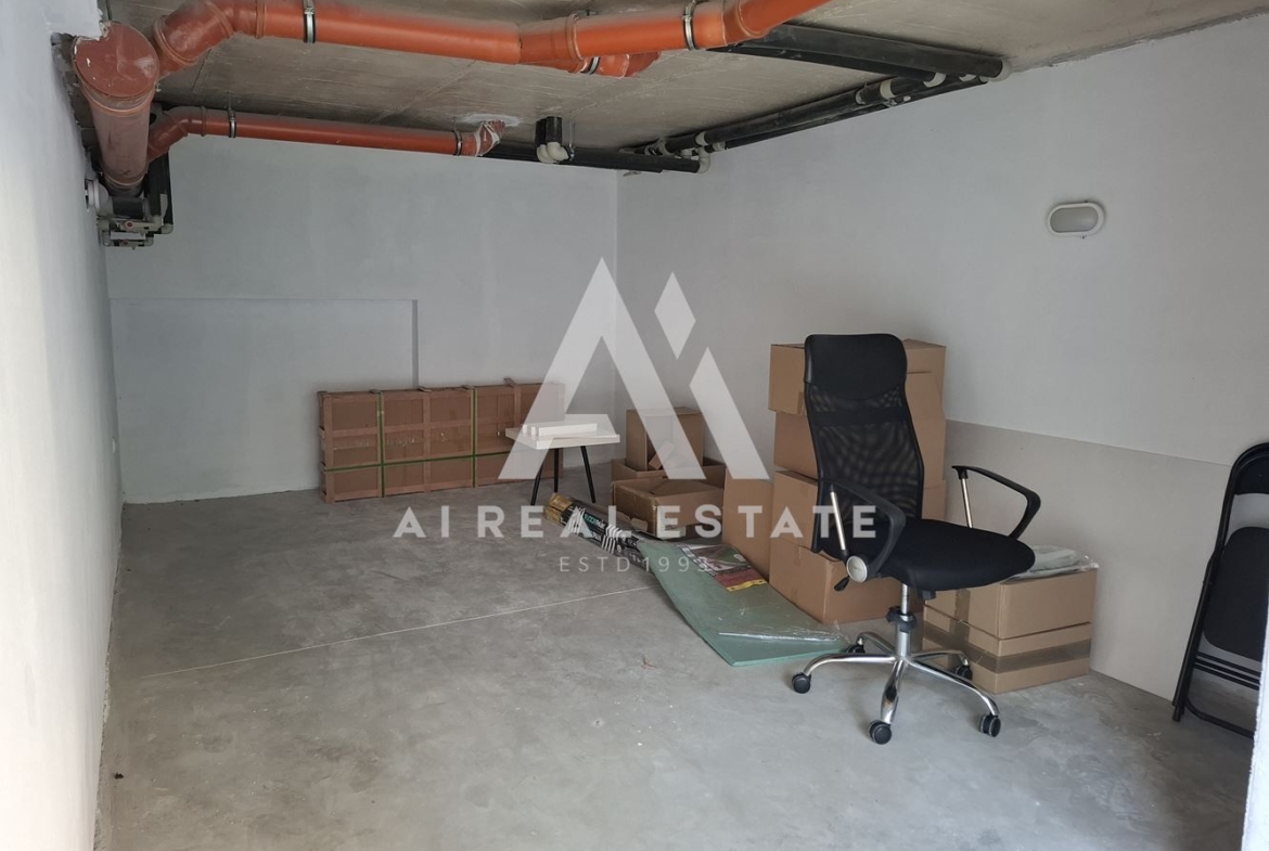 Гараж 20 кв.м. – идеален център, Плевен - 0