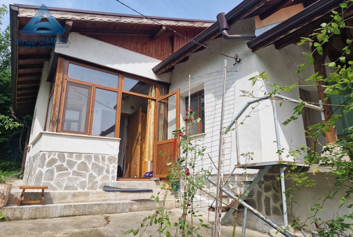 Къща в гр.Плевен - широк център ! - 0