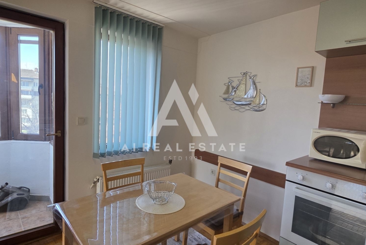 2-стаен - Плевен, Широк център - 0