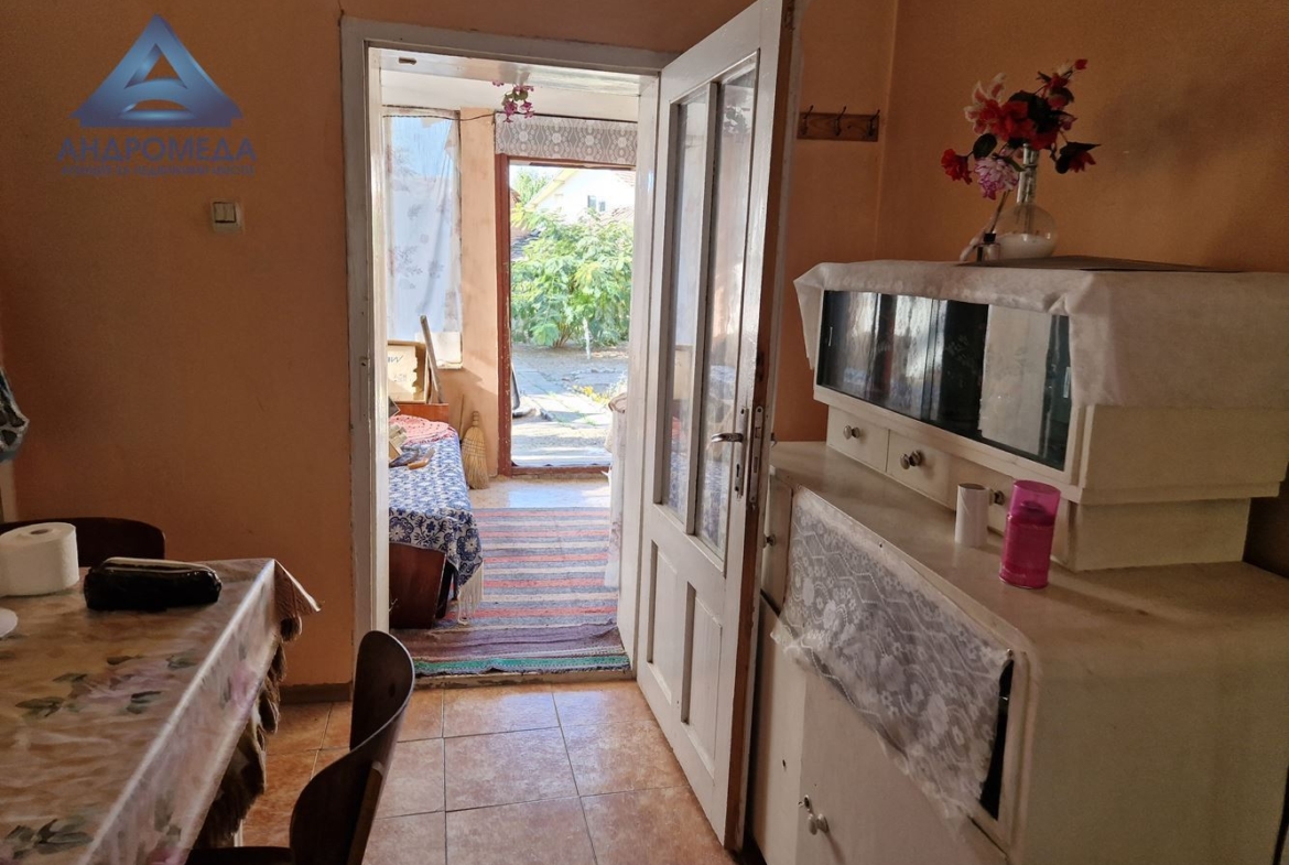 Продава Къща в с. Градина - 0