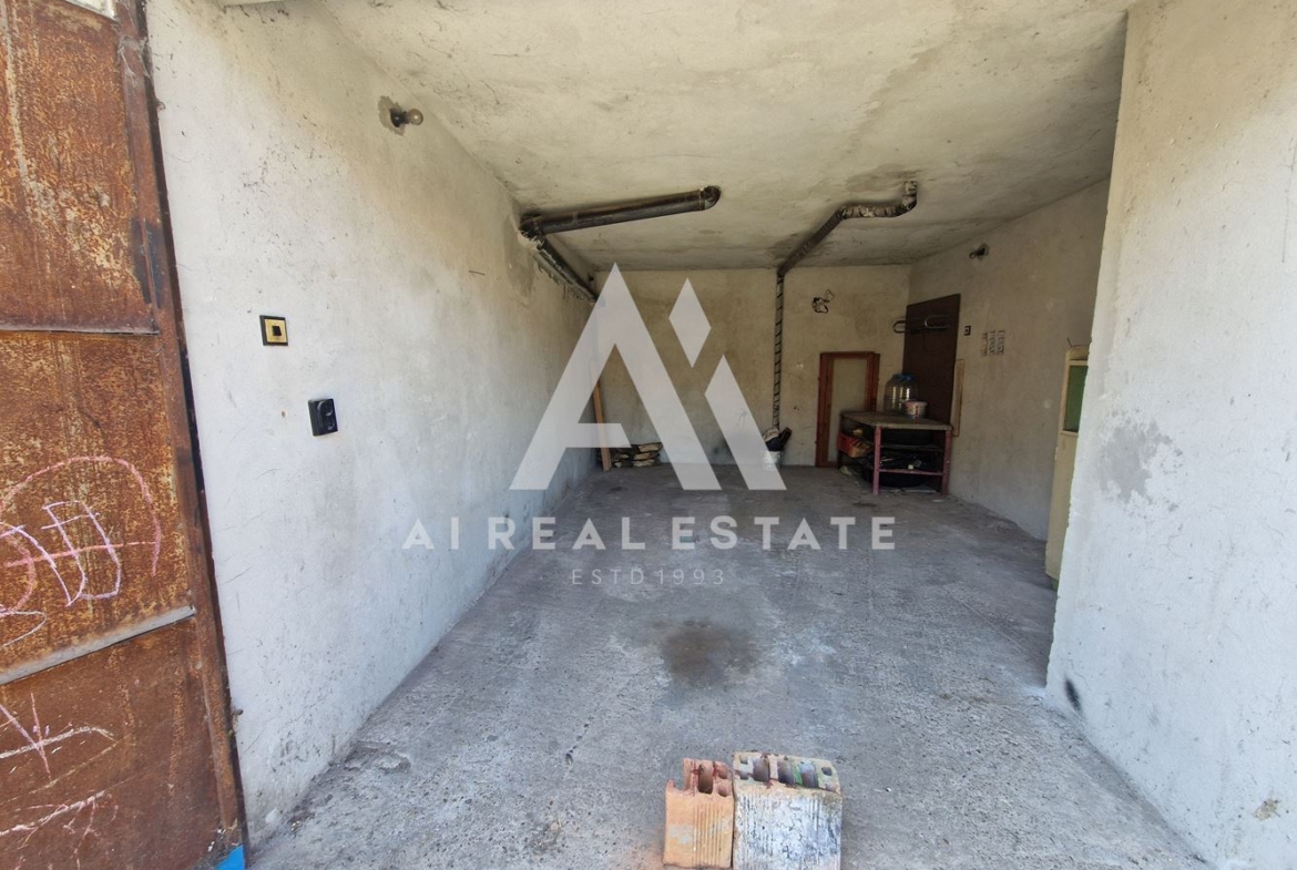 Апартамент с гараж, гр.Плевен, ж.к.Сторгозия ! - 0