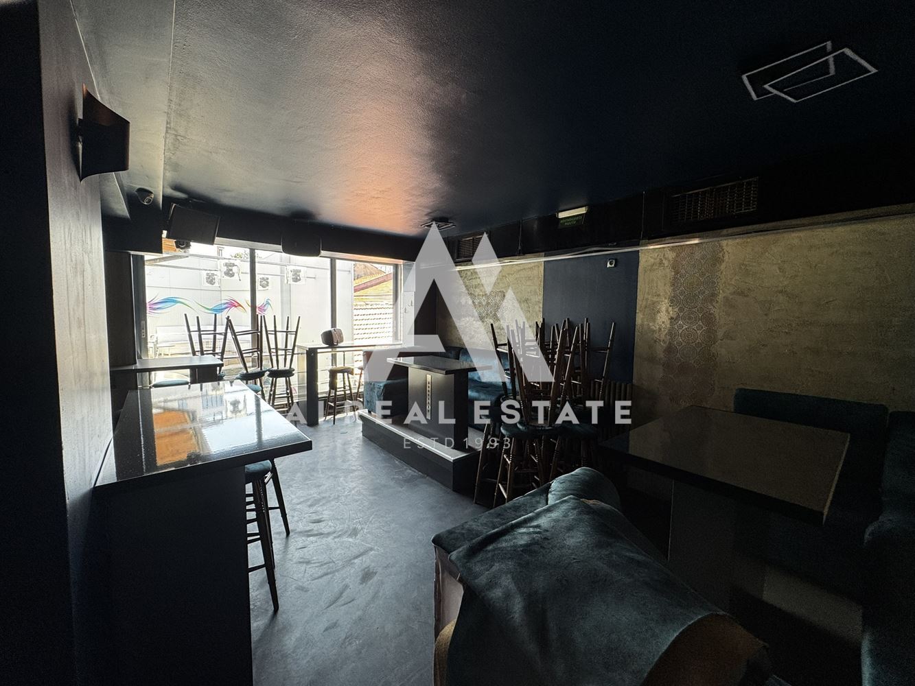 Разработено заведение на два етажа в центъра на гр. Плевен-0 Разработено заведение на два етажа в центъра на гр. Плевен - 0