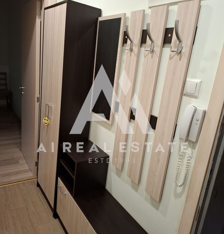 Двустаен апартамент в идеалния център - 0