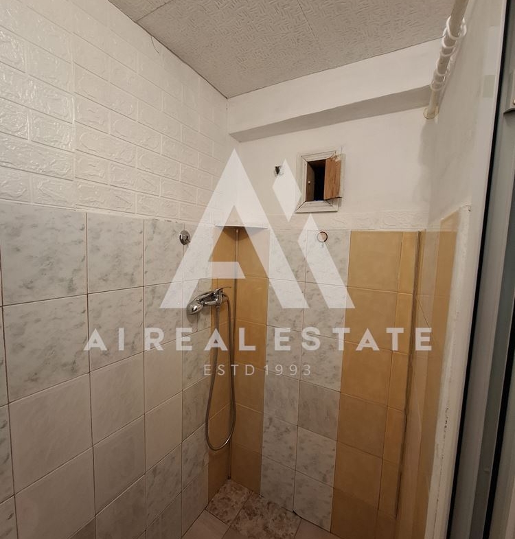 Апартамент под наем в семейна къща! - 0