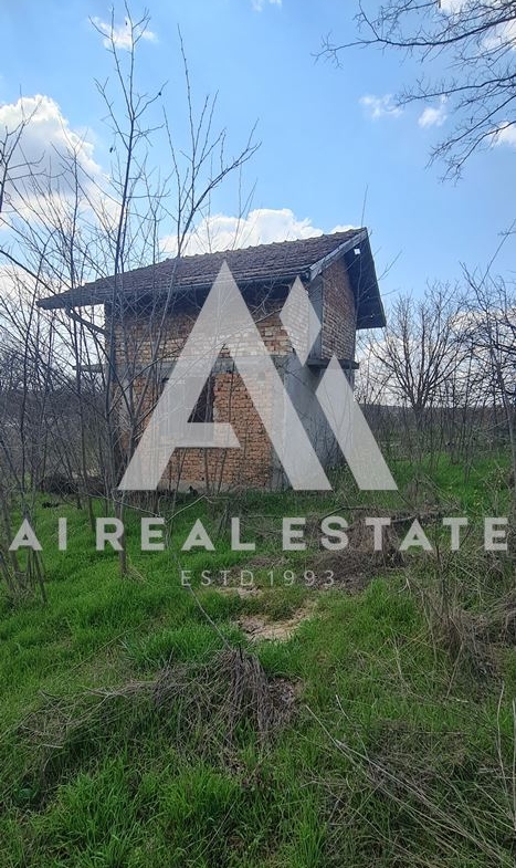 Вила с двор до Табаковия язовир! - 0