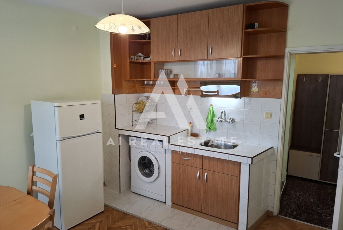 2-стаен апартамент под наем - 0