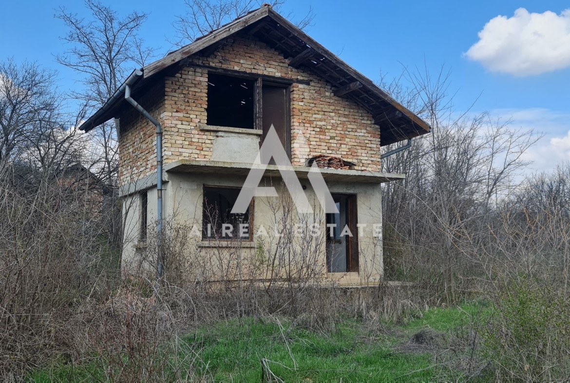 Вила с двор до Табаковия язовир! - 0