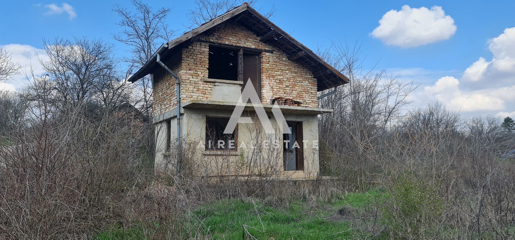 Вила с двор до Табаковия язовир!-0 Вила с двор до Табаковия язовир! - 0