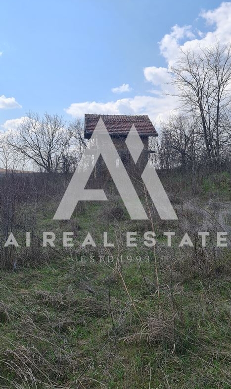 Вила с двор до Табаковия язовир! - 0