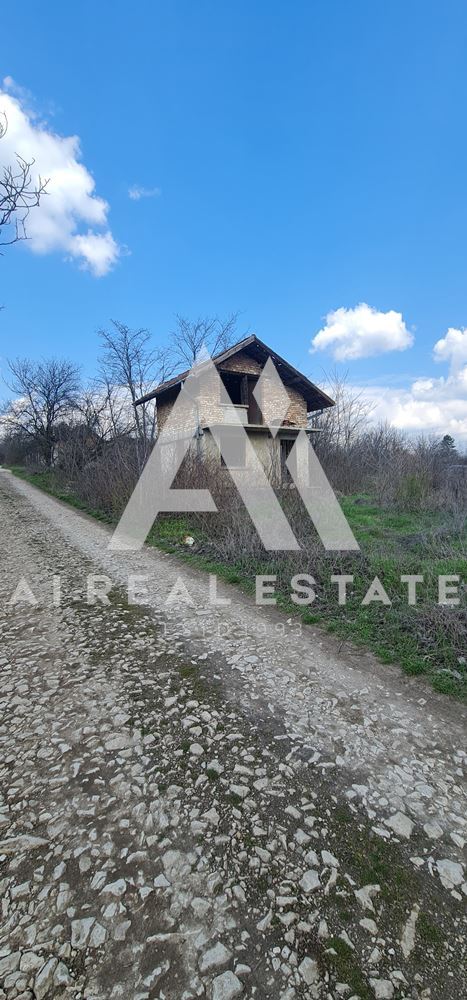 Вила с двор до Табаковия язовир!-0 Вила с двор до Табаковия язовир! - 0