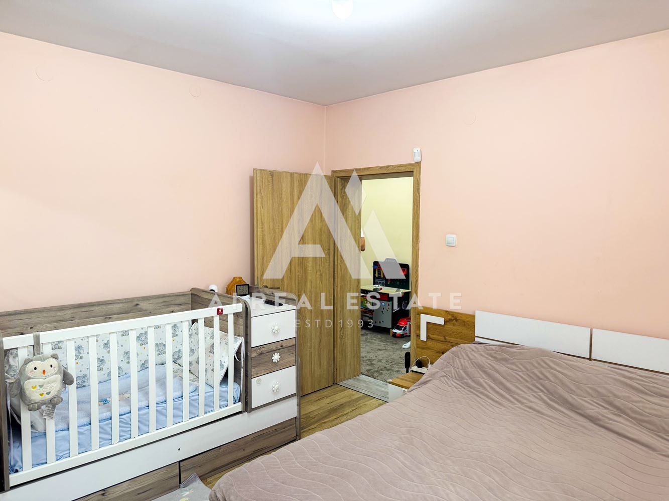 Къща в с.Ясен с хидрофор,канализация и собствено електричество-0 Къща в с.Ясен с хидрофор,канализация и собствено електричество - 0