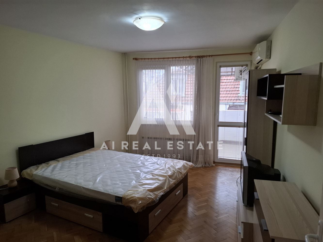 2-стаен апартамент под наем - 0