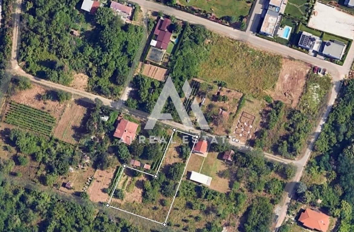 Парцел до главния път Плевен Брестовец - 0