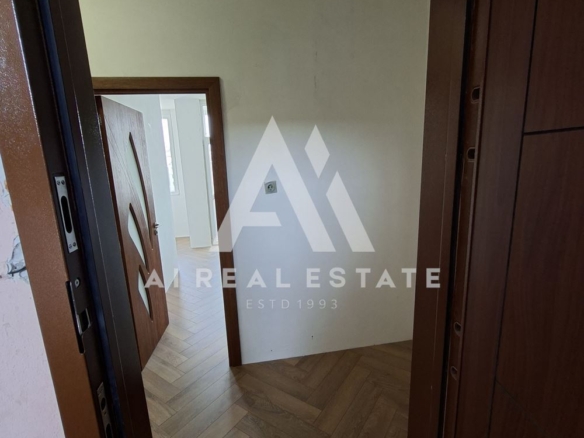 ДВУСТАЕН АПАРТАМЕНТ - 0