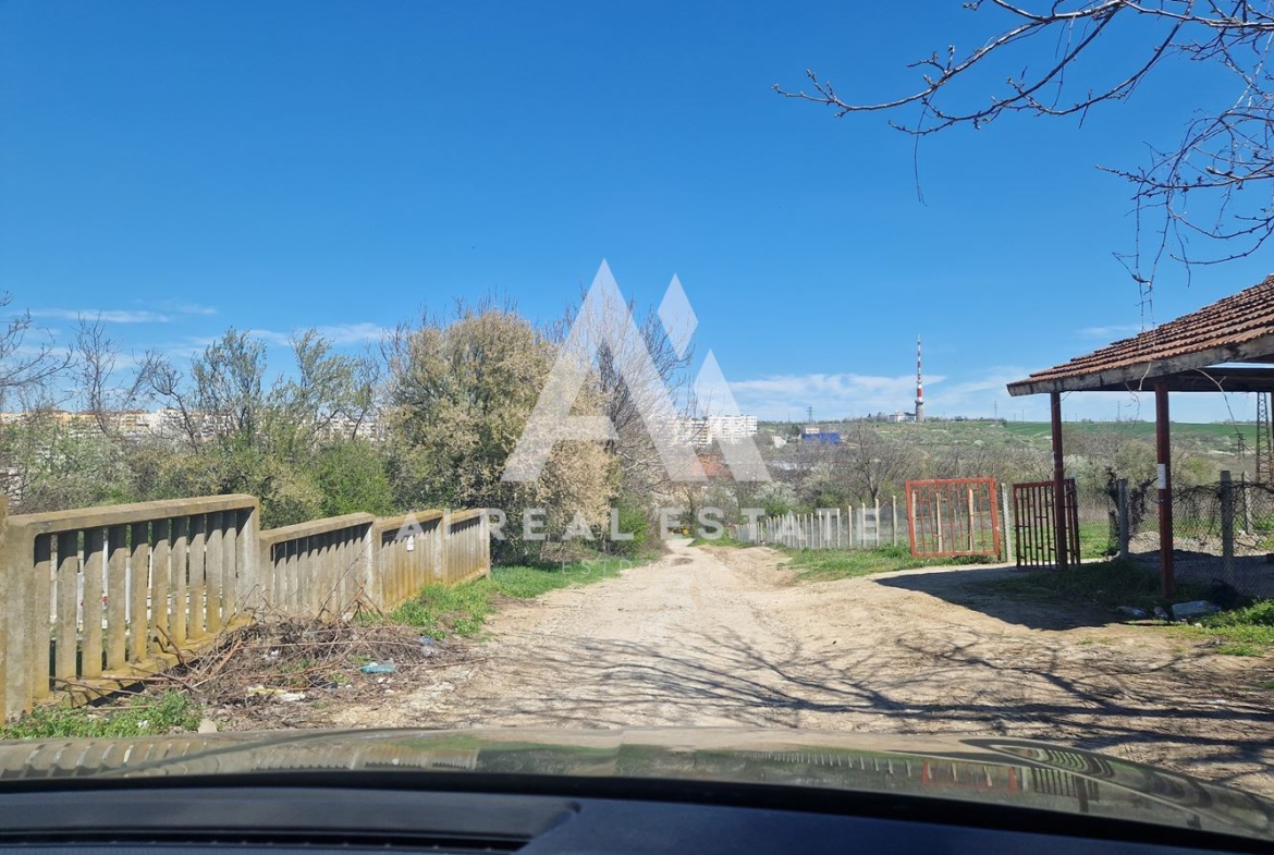 Продава парцел в регулация, ж.к. Кайлъка - 0