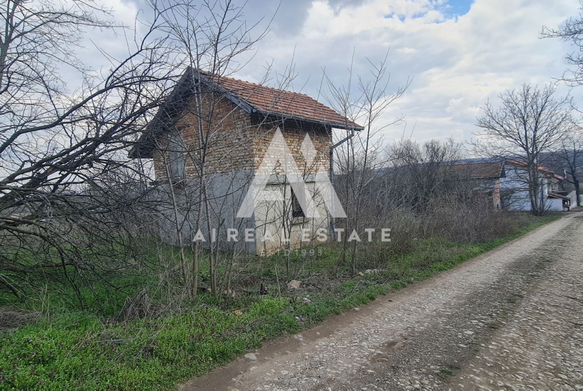 Вила с двор до Табаковия язовир! - 0