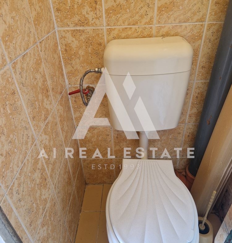 Дава под наем магазин - 0