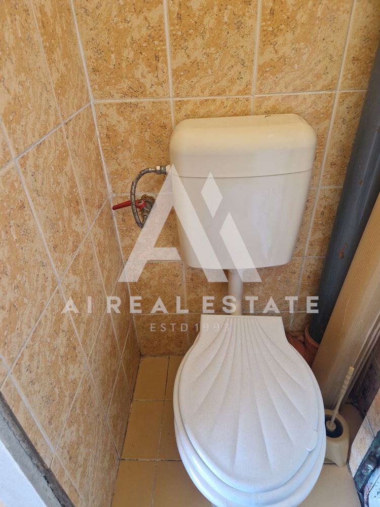 Дава под наем магазин - 0