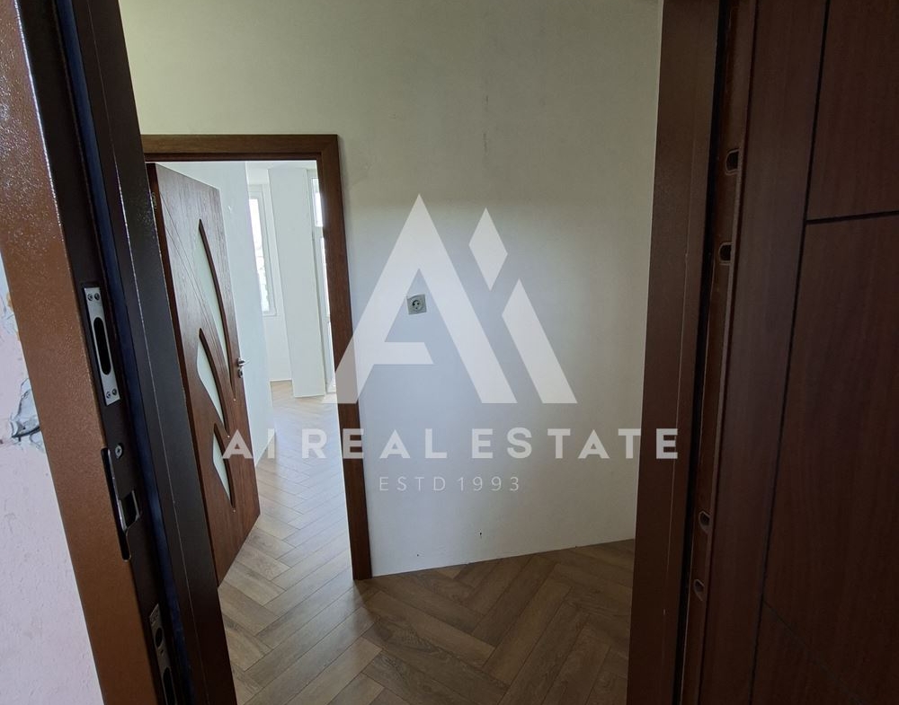 ДВУСТАЕН АПАРТАМЕНТ - 0