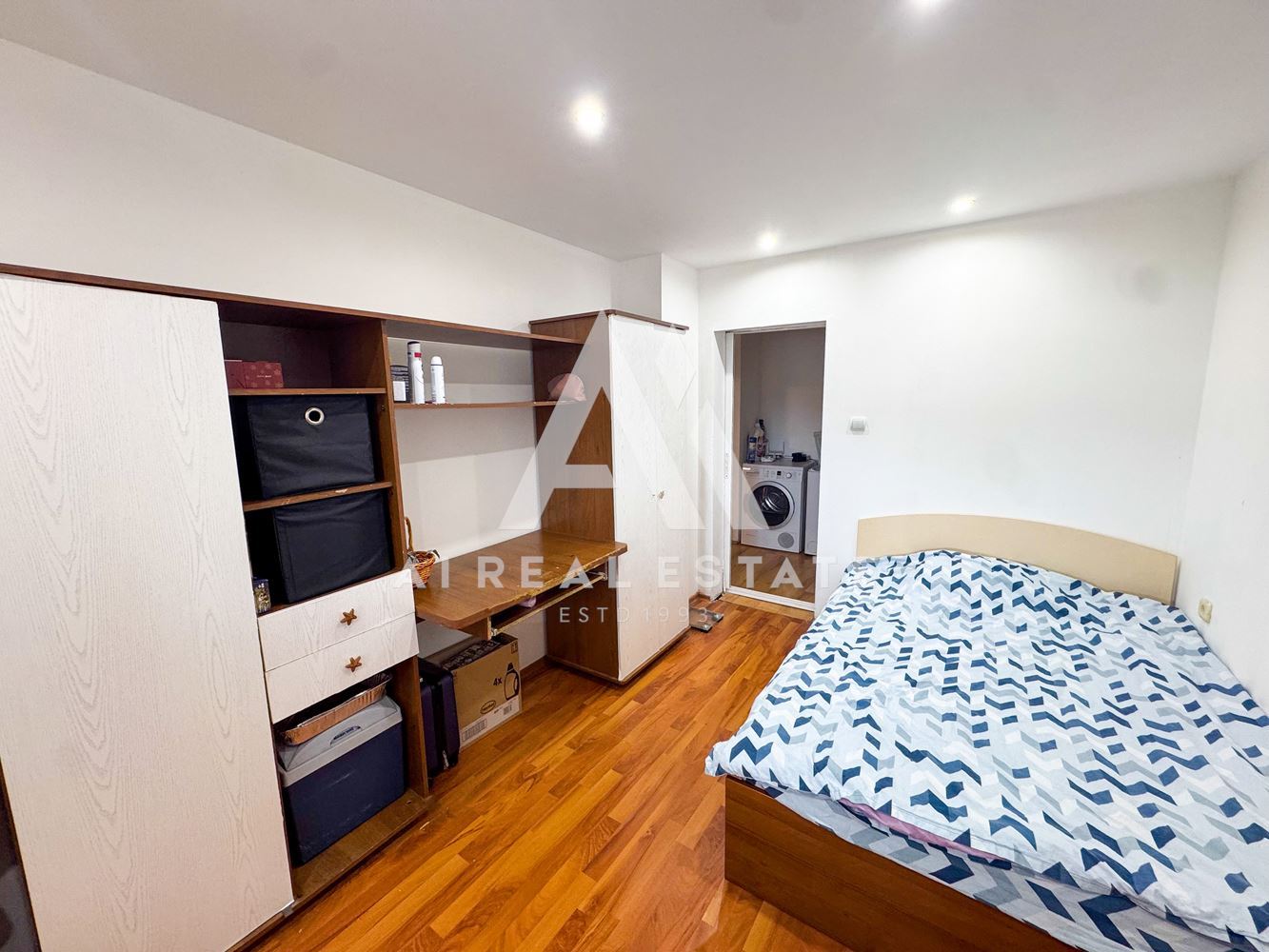 Двустаен саниран апартамент в Дружба 1-0 Двустаен саниран апартамент в Дружба 1 - 0