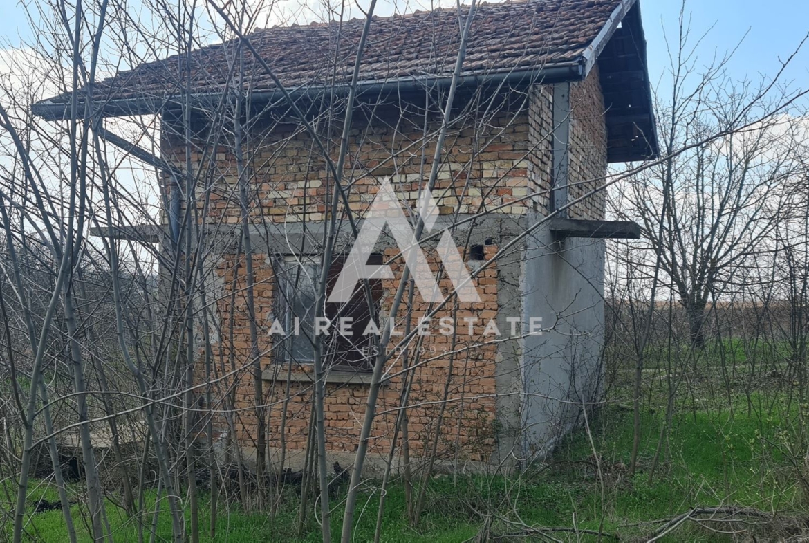 Вила с двор до Табаковия язовир! - 0