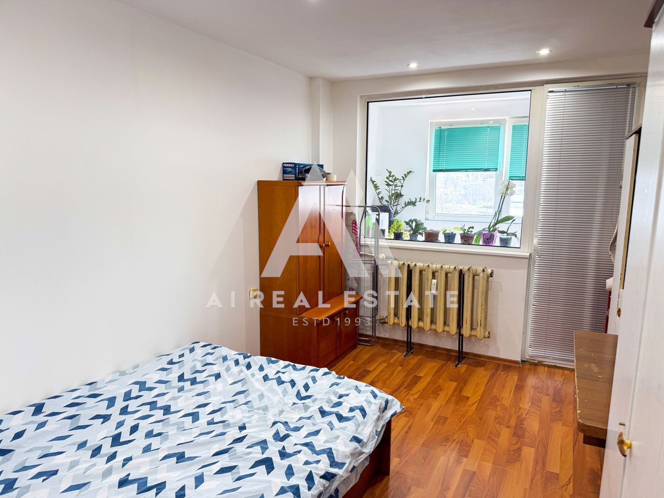 Двустаен саниран апартамент в Дружба 1-0 Двустаен саниран апартамент в Дружба 1 - 0