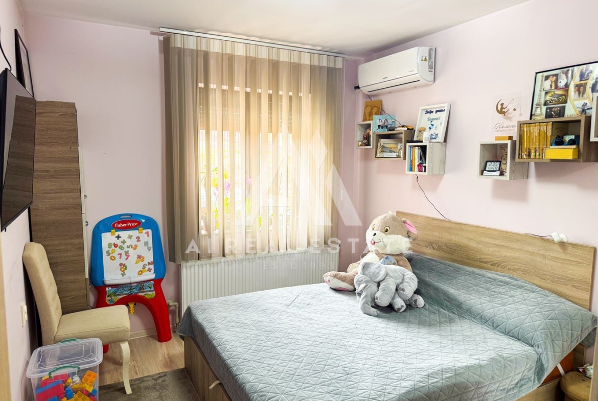 Къща в с.Ясен с хидрофор,канализация и собствено електричество - 0