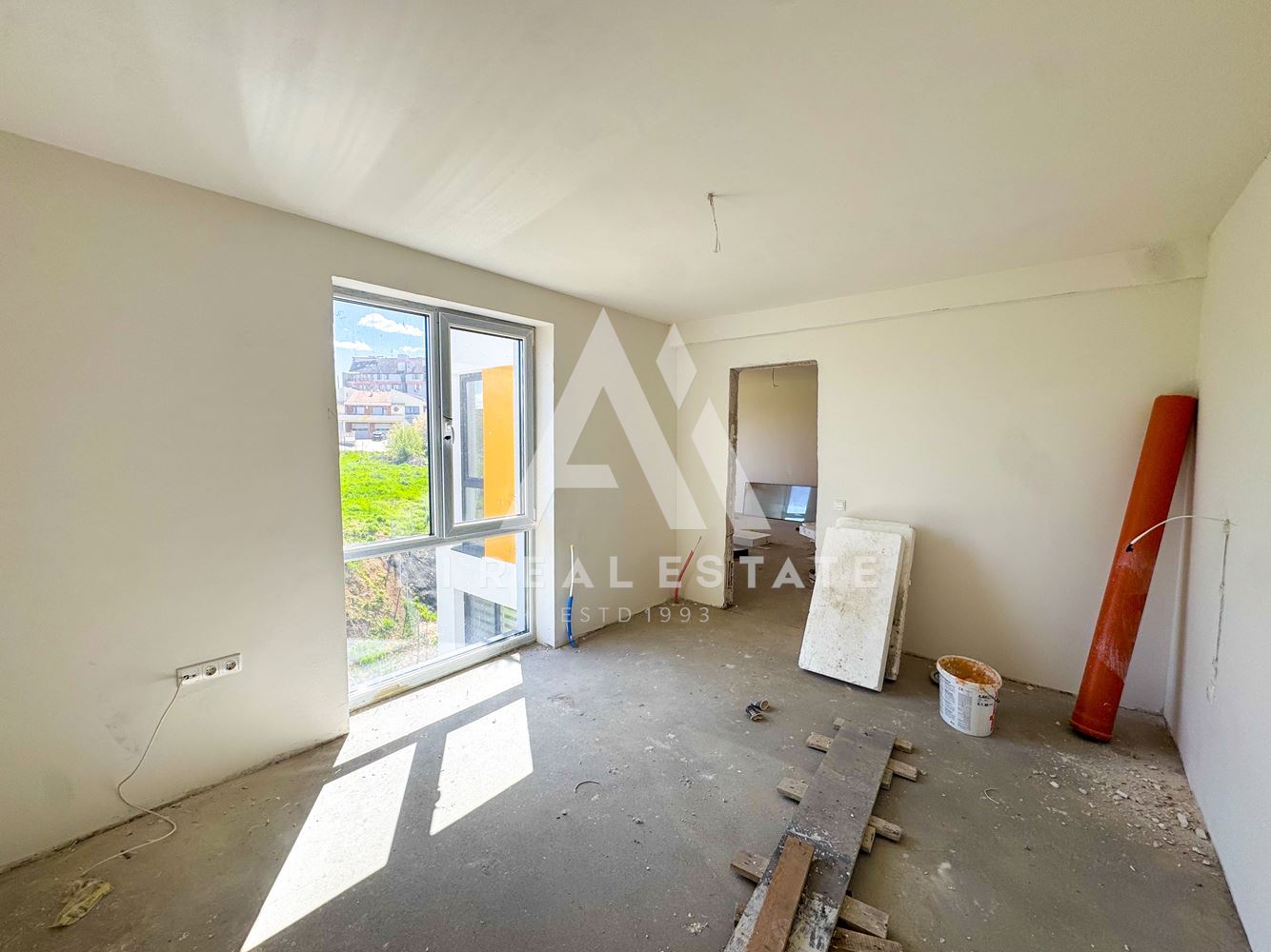 Двустаен апартамент с двор в затворен комплекс – ново строителство с Акт 16 - 0