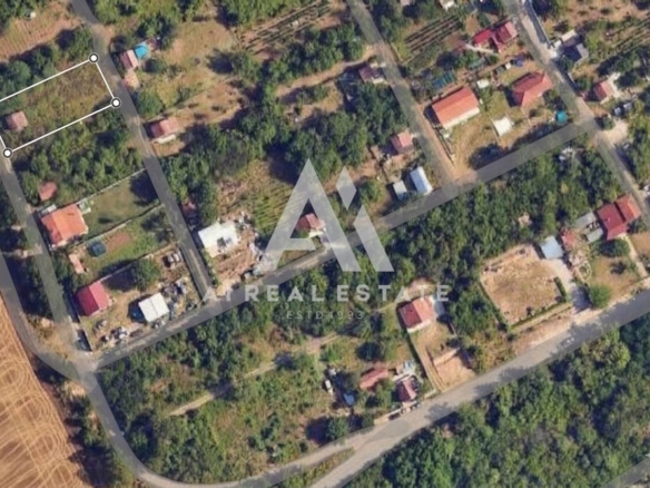 Вила с двор до Табаковия язовир! - 0